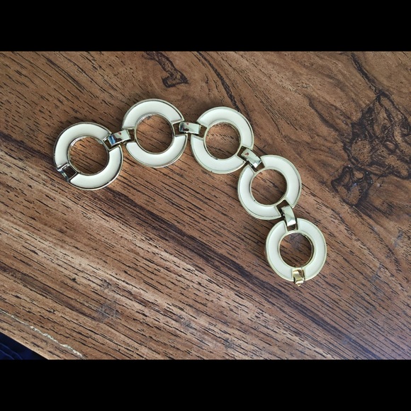 Embroidered peasant top trio - Picture 9 of 15